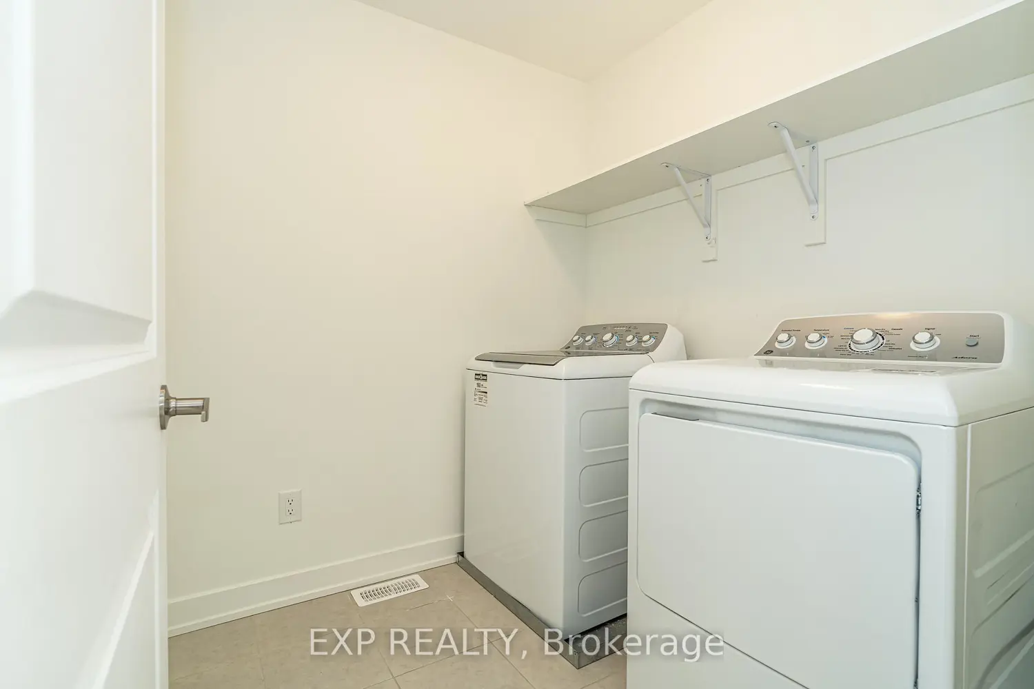 Additional image 8 of 914 Alvarez Lane