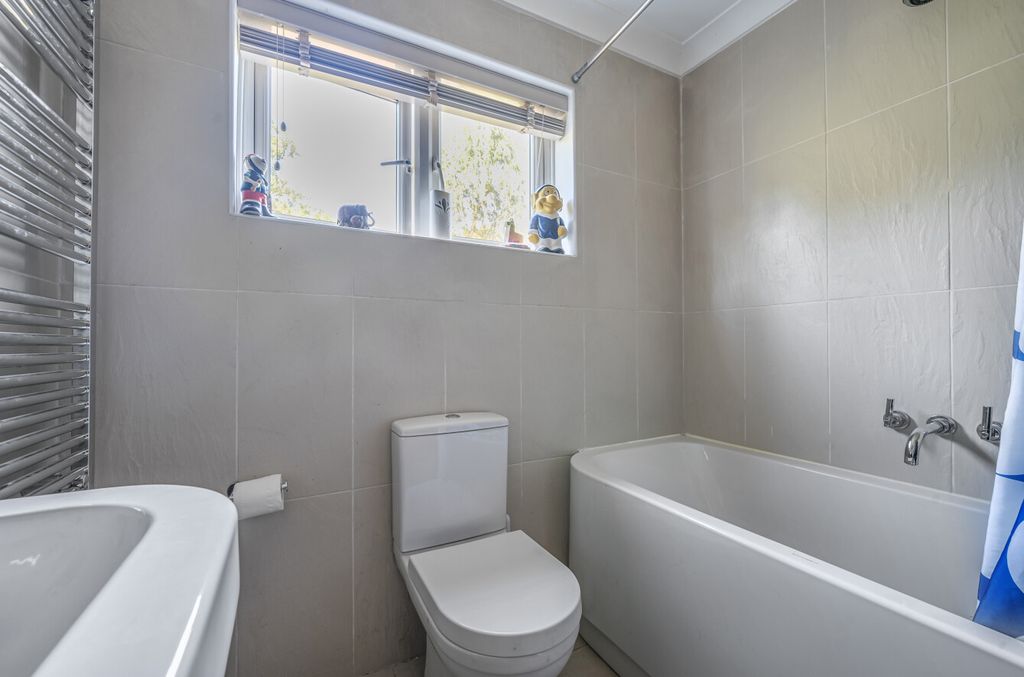 Additional image 6 of 4 bed terraced house for saleHaslemere, Surrey GU27