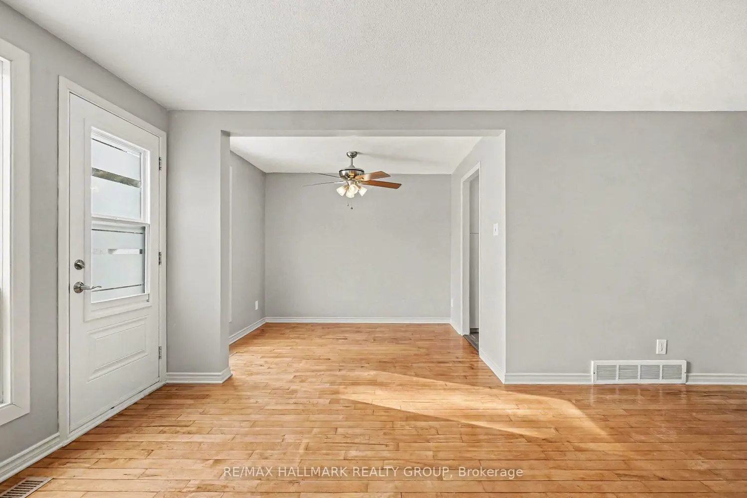 Additional image 5 of 7846 Jeanne D'arc Boulevard 55