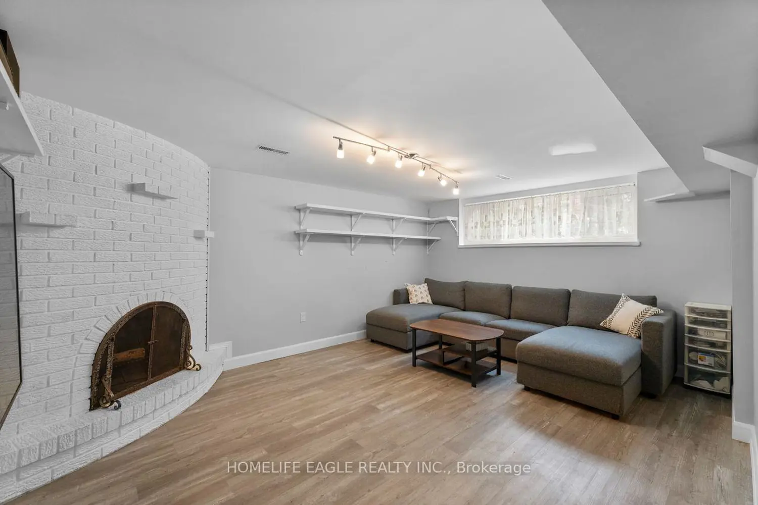 Additional image 15 of 14 Lee Avenue