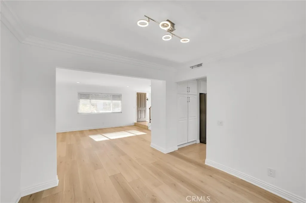 Additional image 13 of 18839 Miranda St, Tarzana, CA 91356