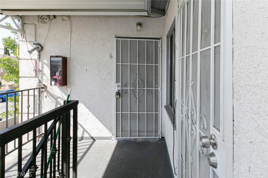 Additional image 58 of 11659 Hamlin Street Unit 6, North Hollywood, CA 91606