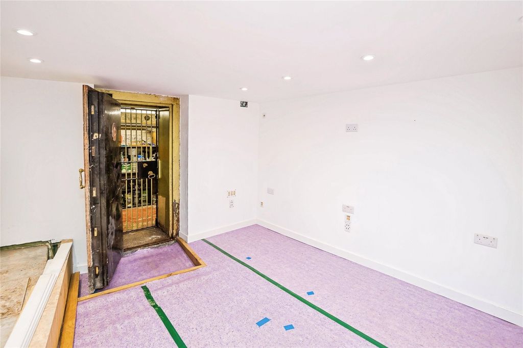 Additional image 15 of 5 bed flat for saleCrane Street, Cefn Mawr, Wrexham LL14