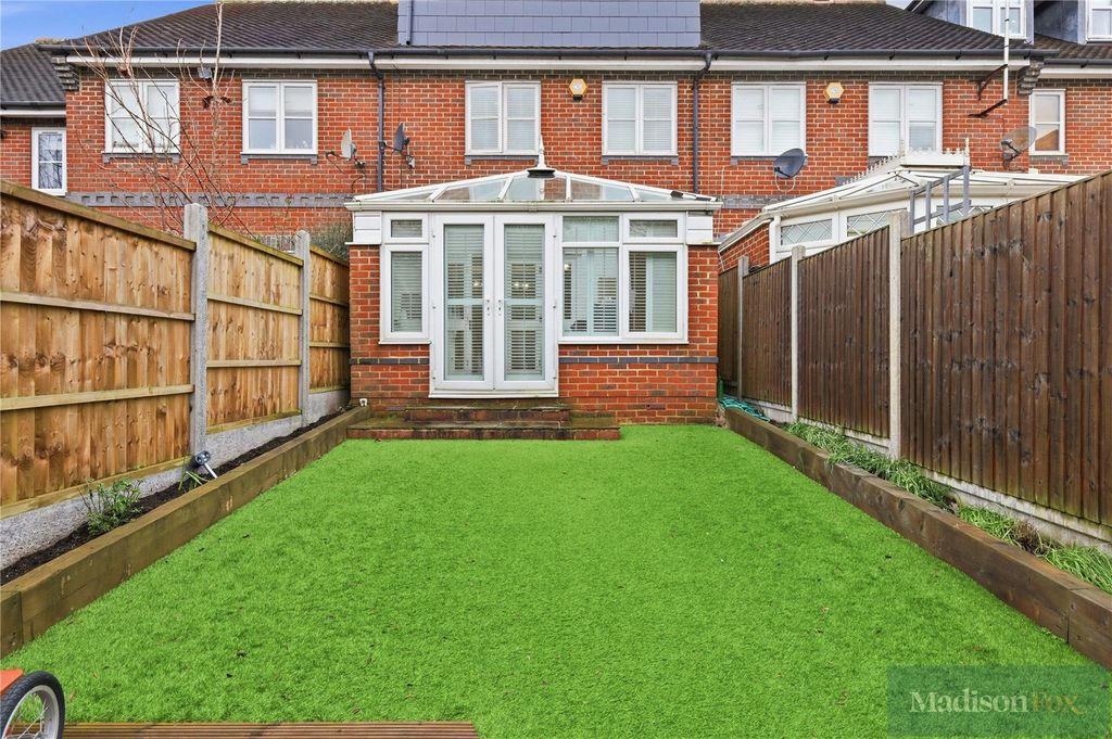 Additional image 31 of 4 bed terraced house for saleRegents Place, Loughton, Essex IG10
