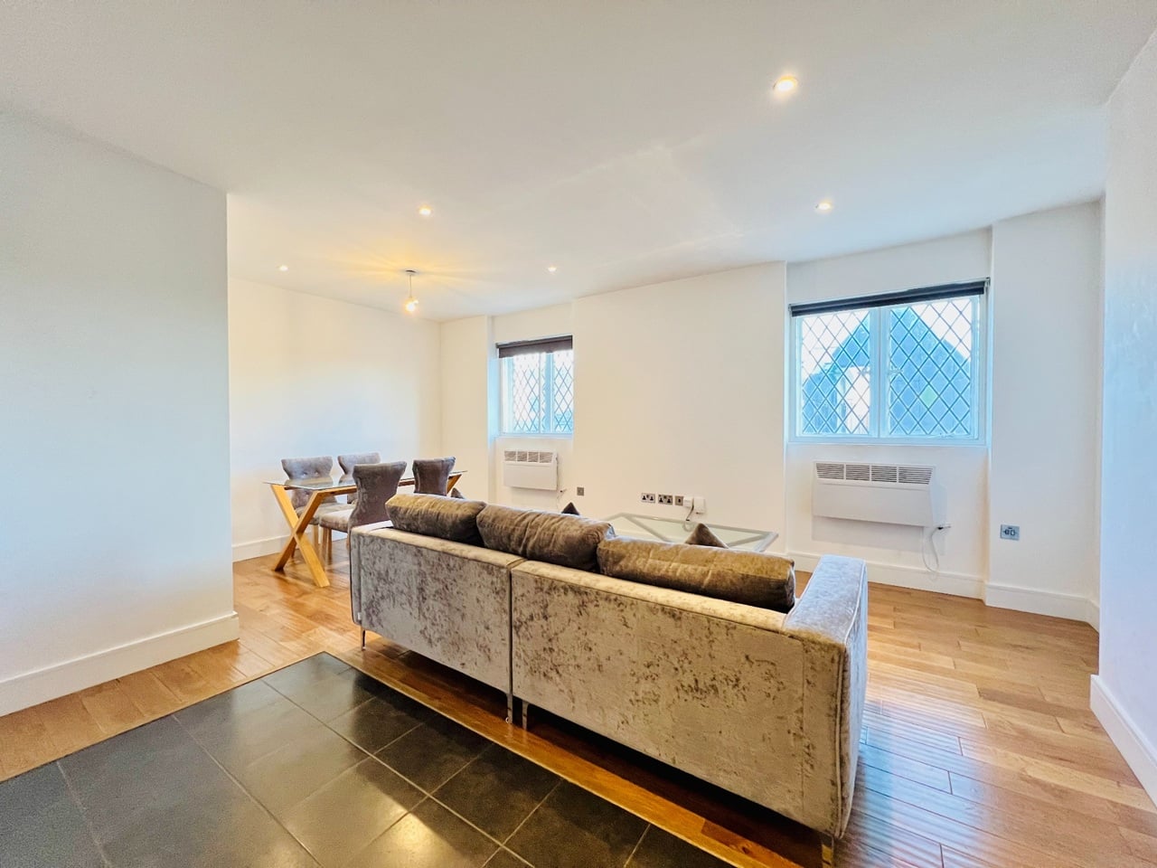 Additional image 3 of 2 Bed Flat, Bermondsey Wall East, SE16, N1 7GU