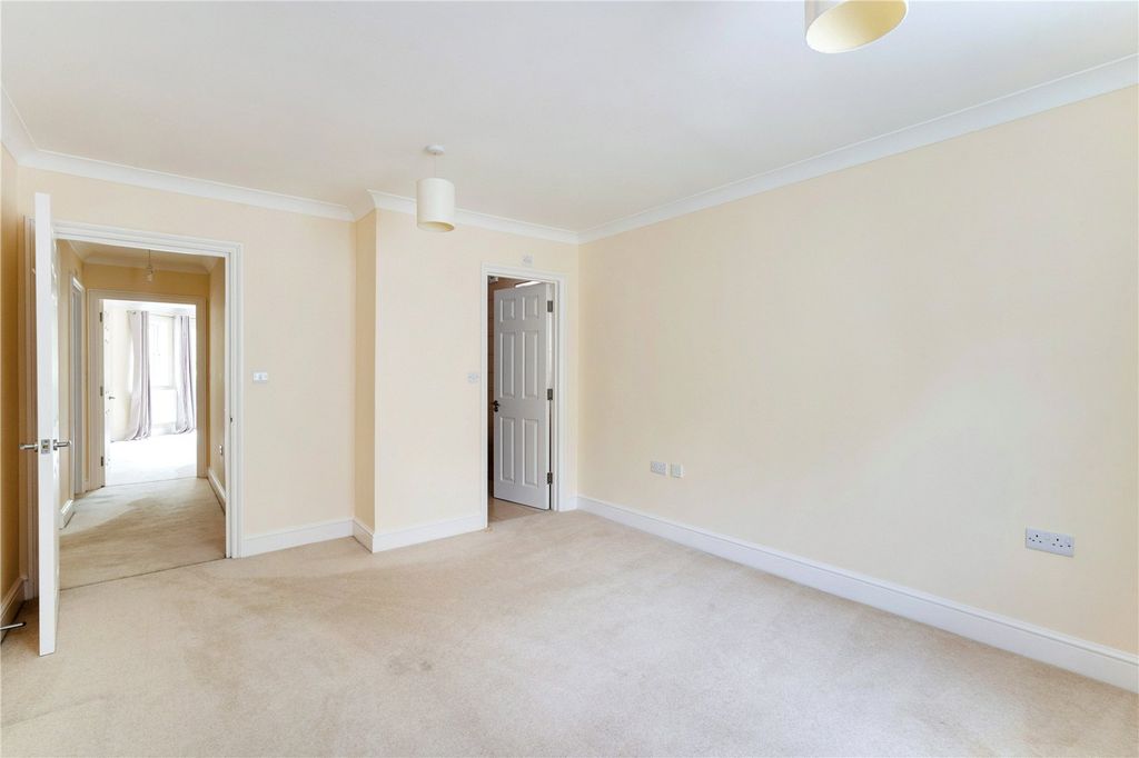 Additional image 7 of 12 bed flat for saleLondon Road, Pulborough, West Sussex RH20