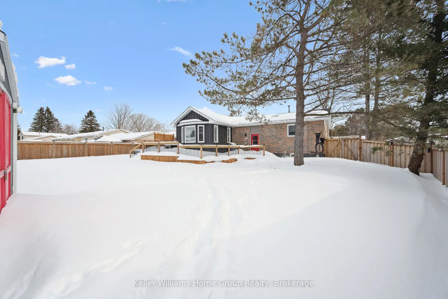 Additional image 11 of 2 Douglas Crescent, Hill