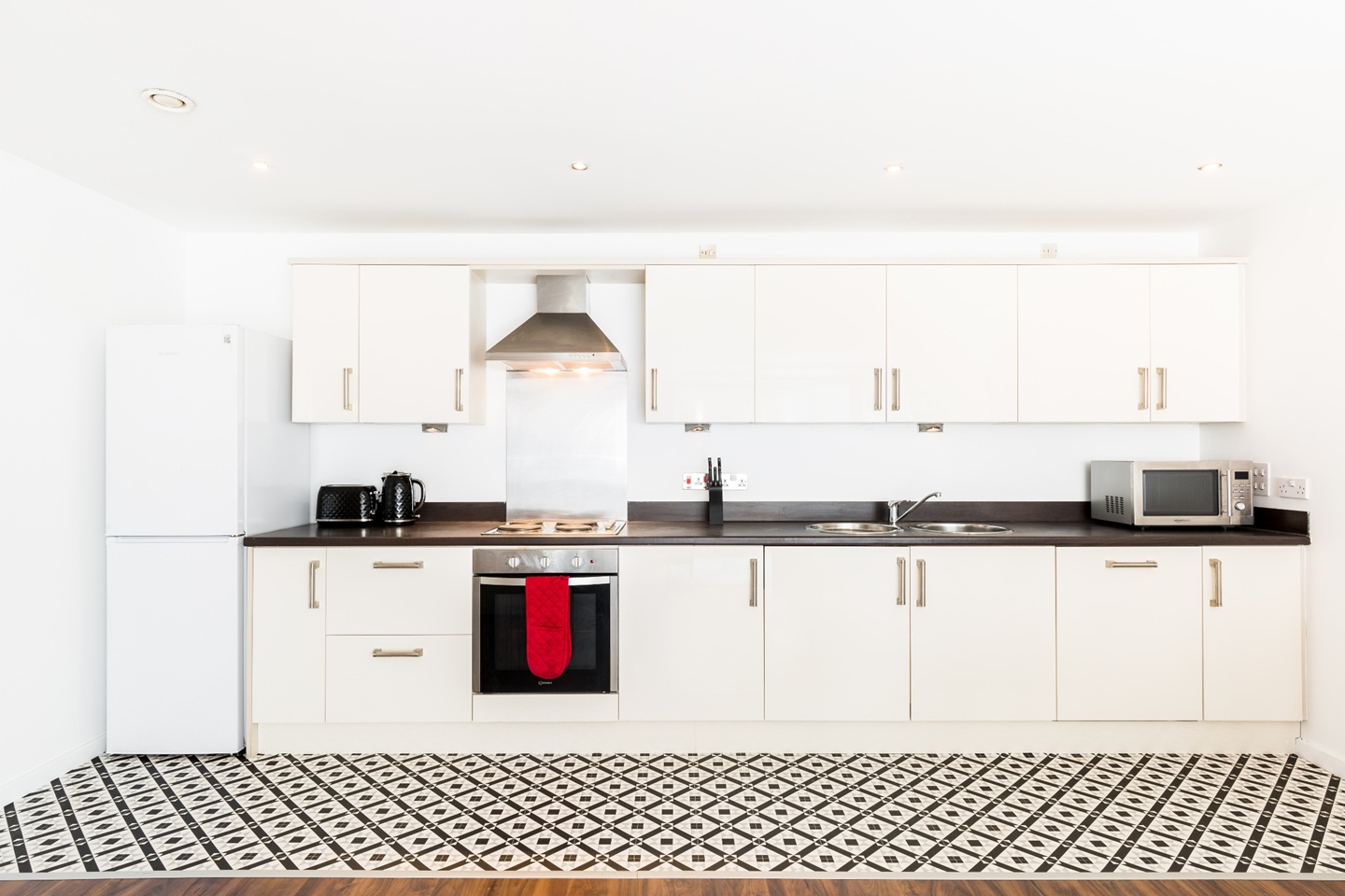 Additional image 2 of 2 Bed Flat, Masshouse Plaza, B5, N1 7GU