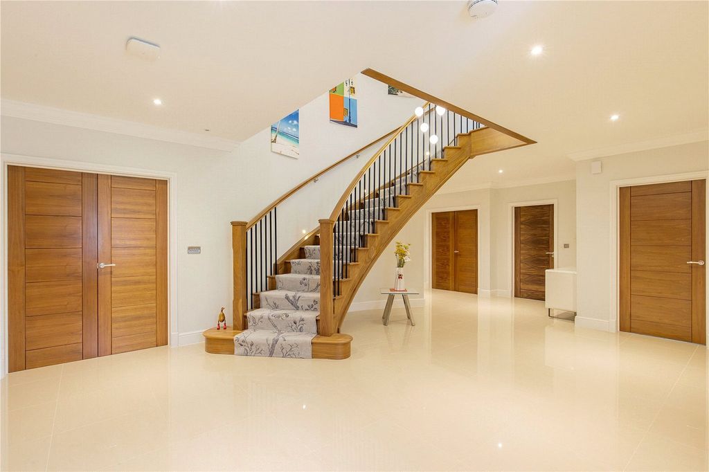 Additional image 7 of 6 bed detached house for saleKings Mill Lane, Great Shelford, Cambridge CB22