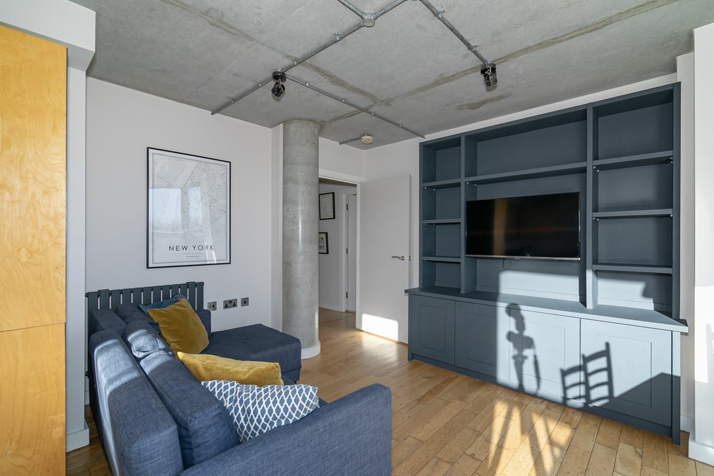 Additional image 3 of 3 Bed Flat, Queensbridge Road, E2, N1 7GU