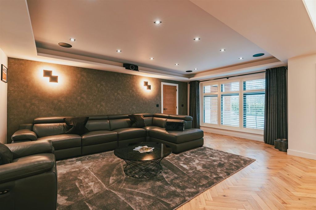 Additional image 20 of 5 bed detached house for saleDore Road, Sheffield S17