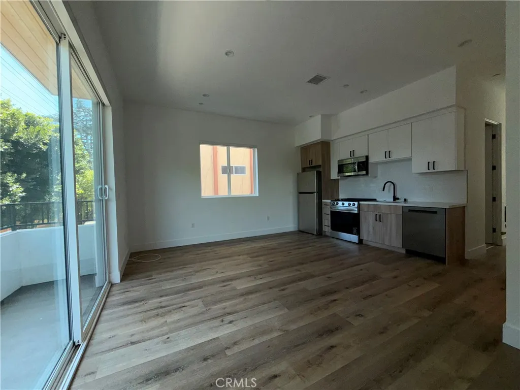 Additional image 12 of 5044 Laurel Canyon Boulevard, Valley Village, CA 91607