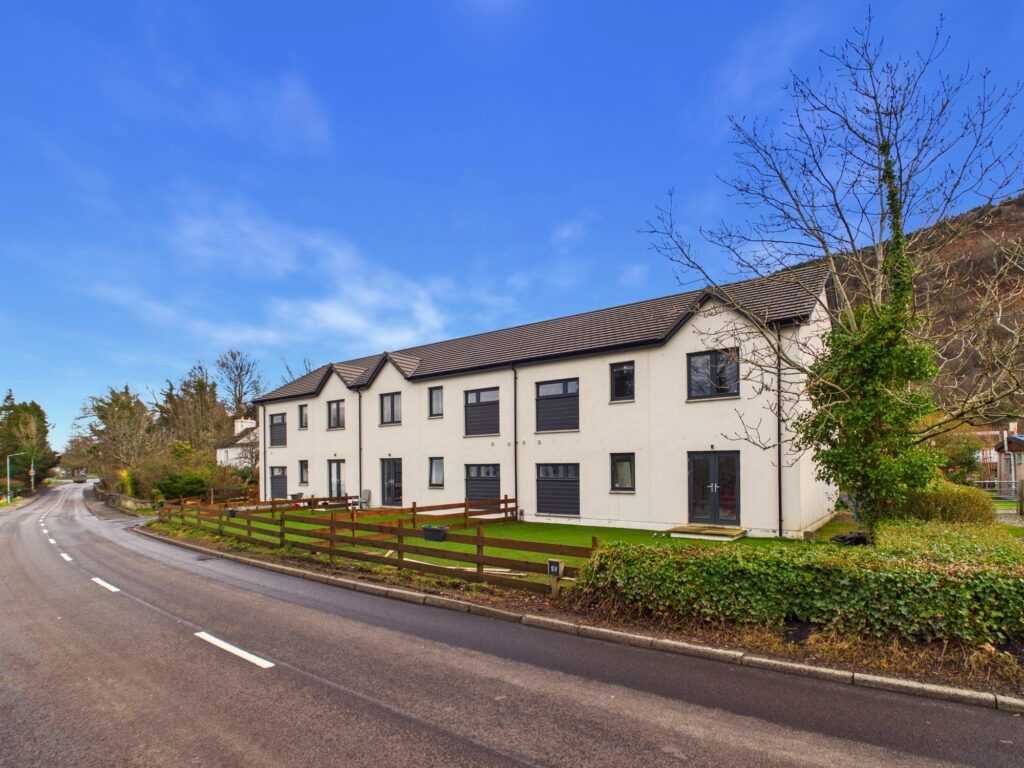 2 bed flat for sale5 Beachview Apartments, Benderloch, By Oban, Argyll PA37