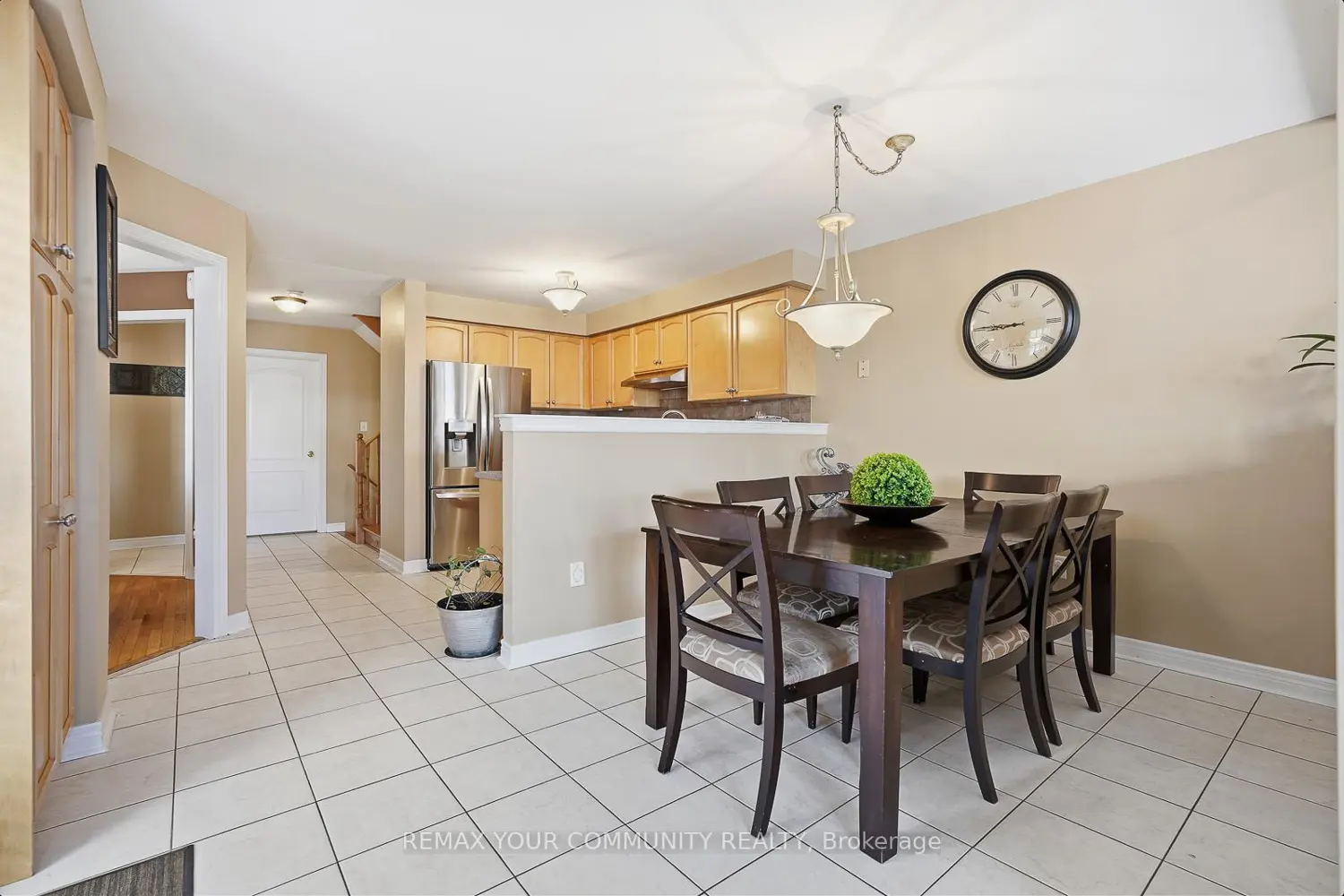 94 Sunridge Street photo 5