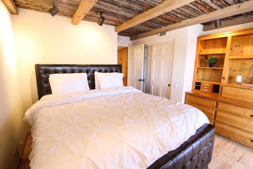 Additional image 125 of 2027 Glasgow Avenue, Cardiff By The Sea, CA 92007