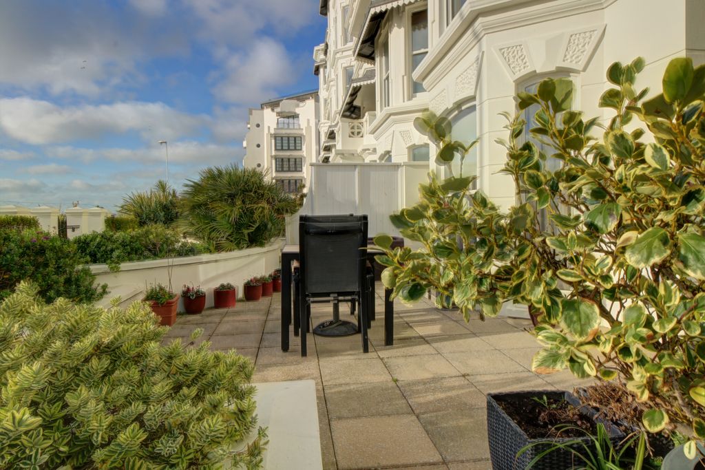 Additional image 23 of 2 bed flat for saleMarine Parade, Worthing BN11