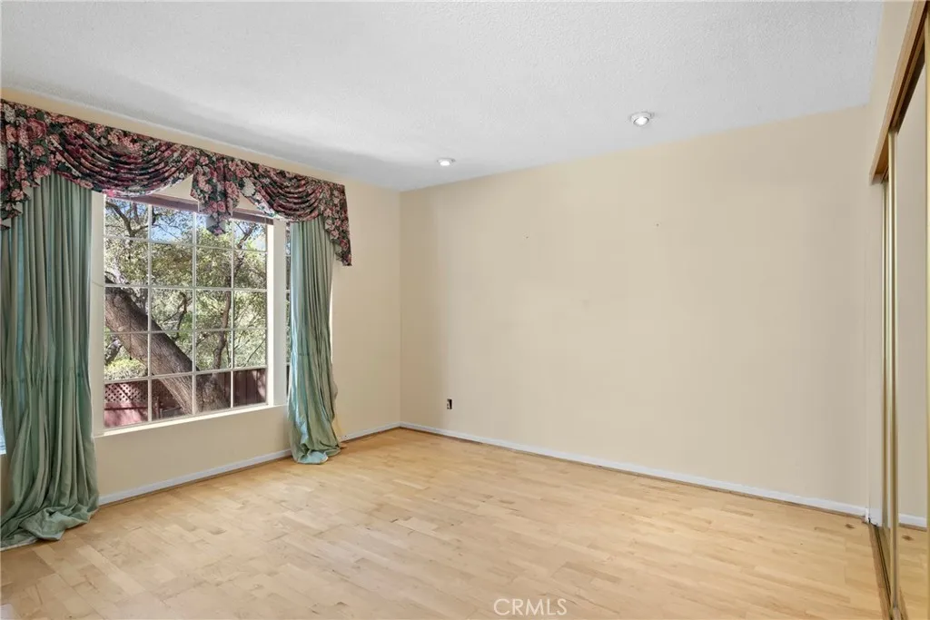 Additional image 29 of 809 Highland Drive, La Canada Flintridge, CA 91011