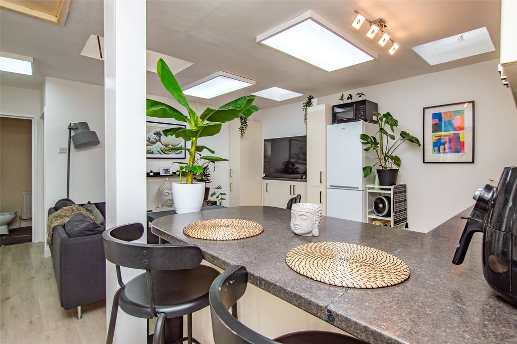 Additional image 6 of 8 bed flat for saleStone Street, Llandovery, Carmarthenshire SA20
