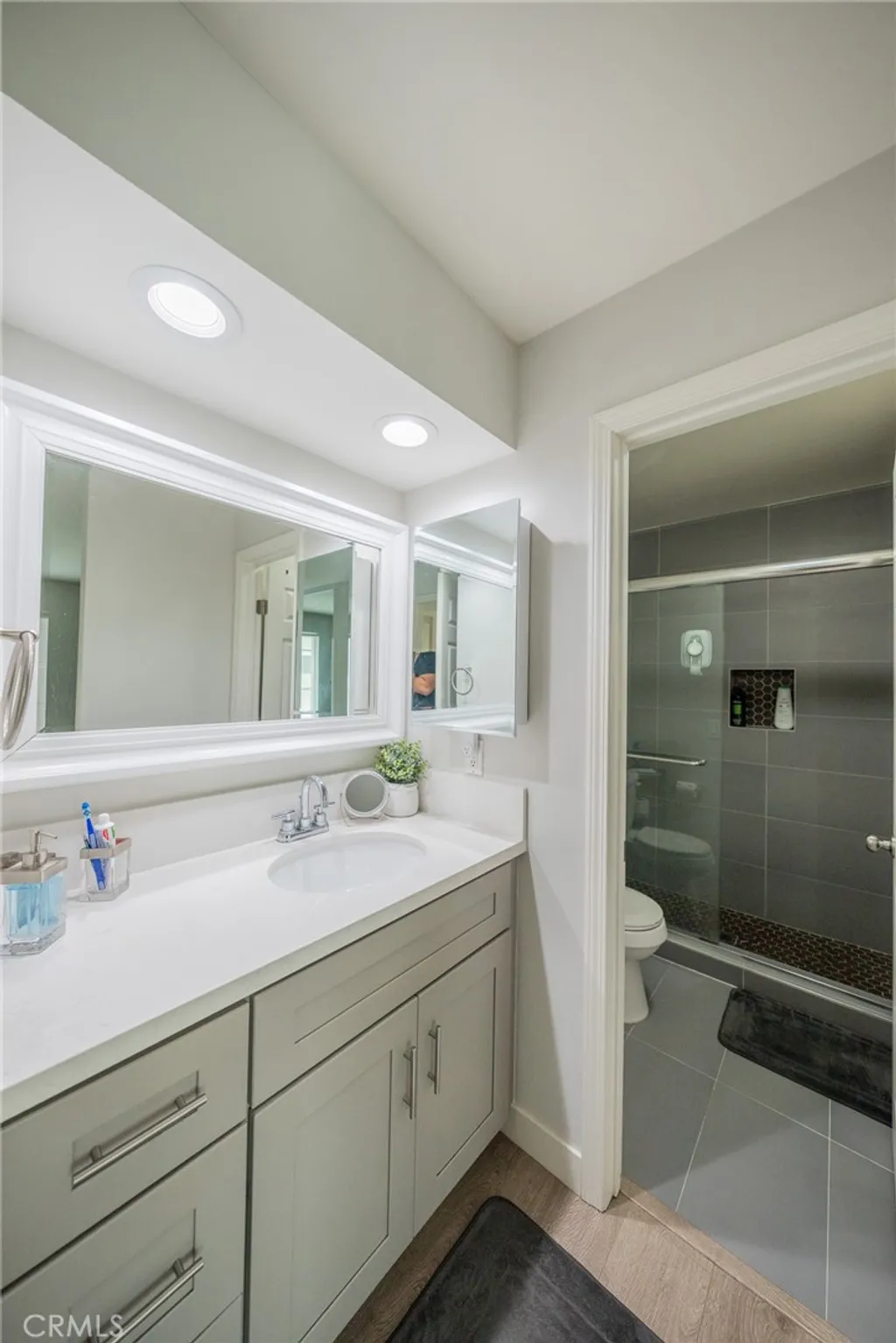 Additional image 16 of 15425 Sherman Way Unit 241, Van Nuys, CA 91406