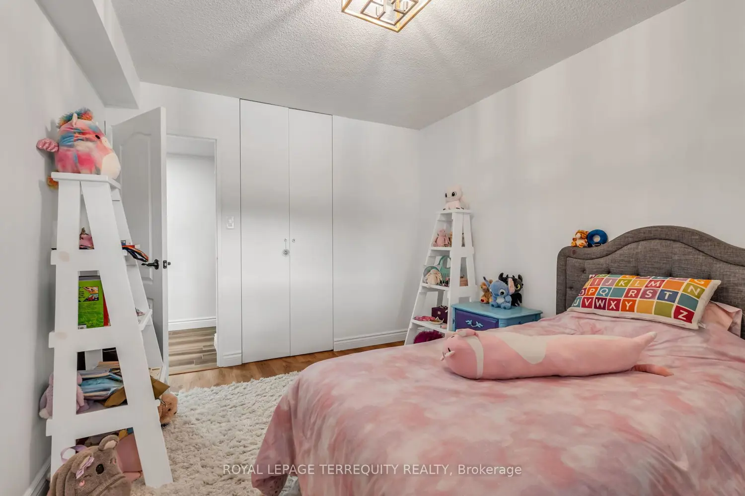 Additional image 11 of 812 Burnhamthorpe Road 410