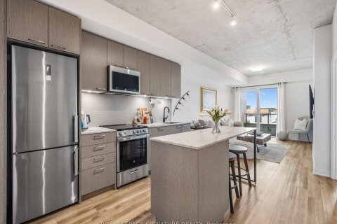 Additional image 8 of 1808 St Clair Avenue, Toronto, ON, M6N 0C1