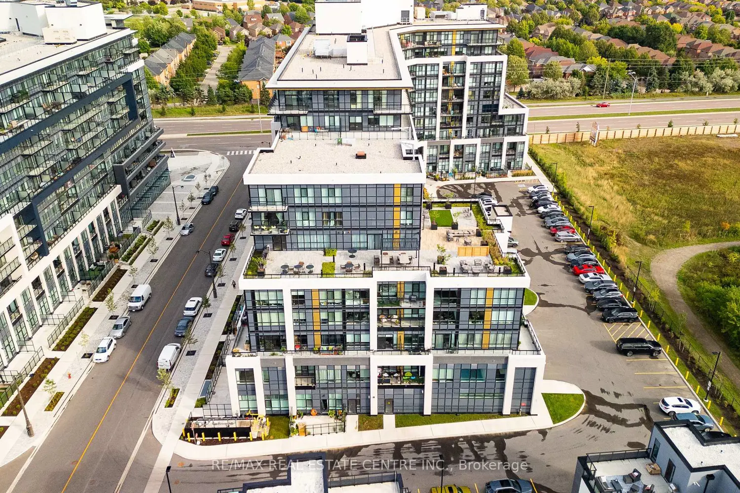 Additional image 13 of 405 Dundas Street 316