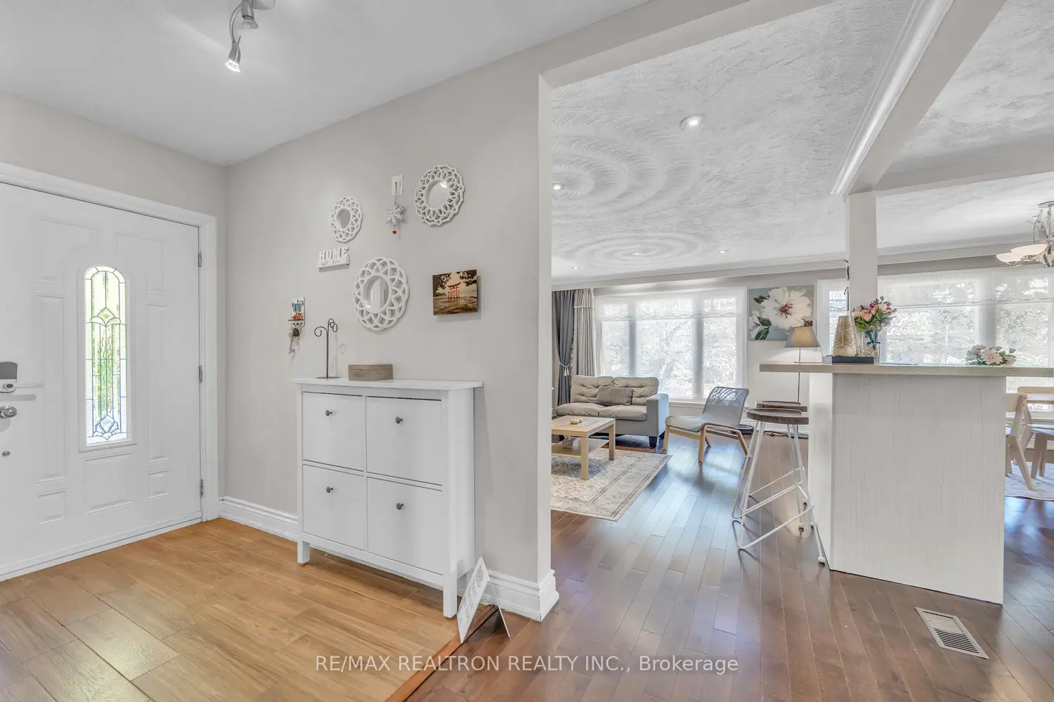 Additional image 3 of 926 Willowdale Avenue