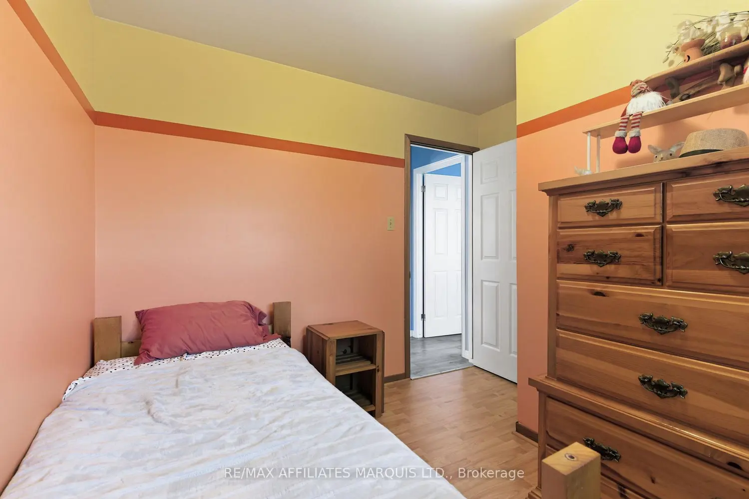 Additional image 9 of 1113 Brock Street