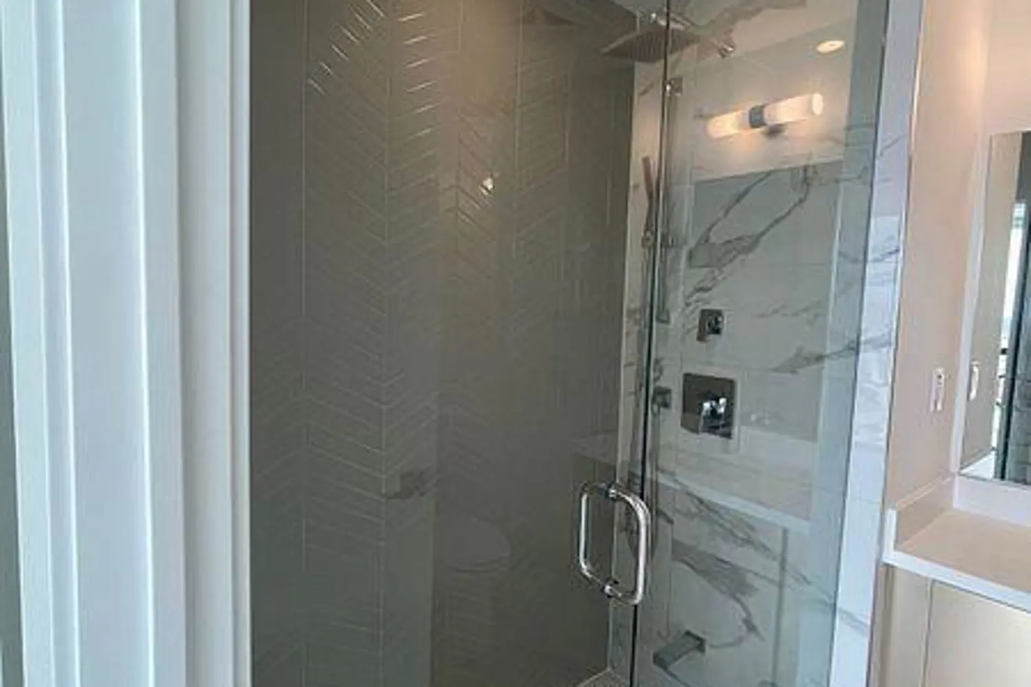 Additional image 5 of 2908 Highway 7 1101