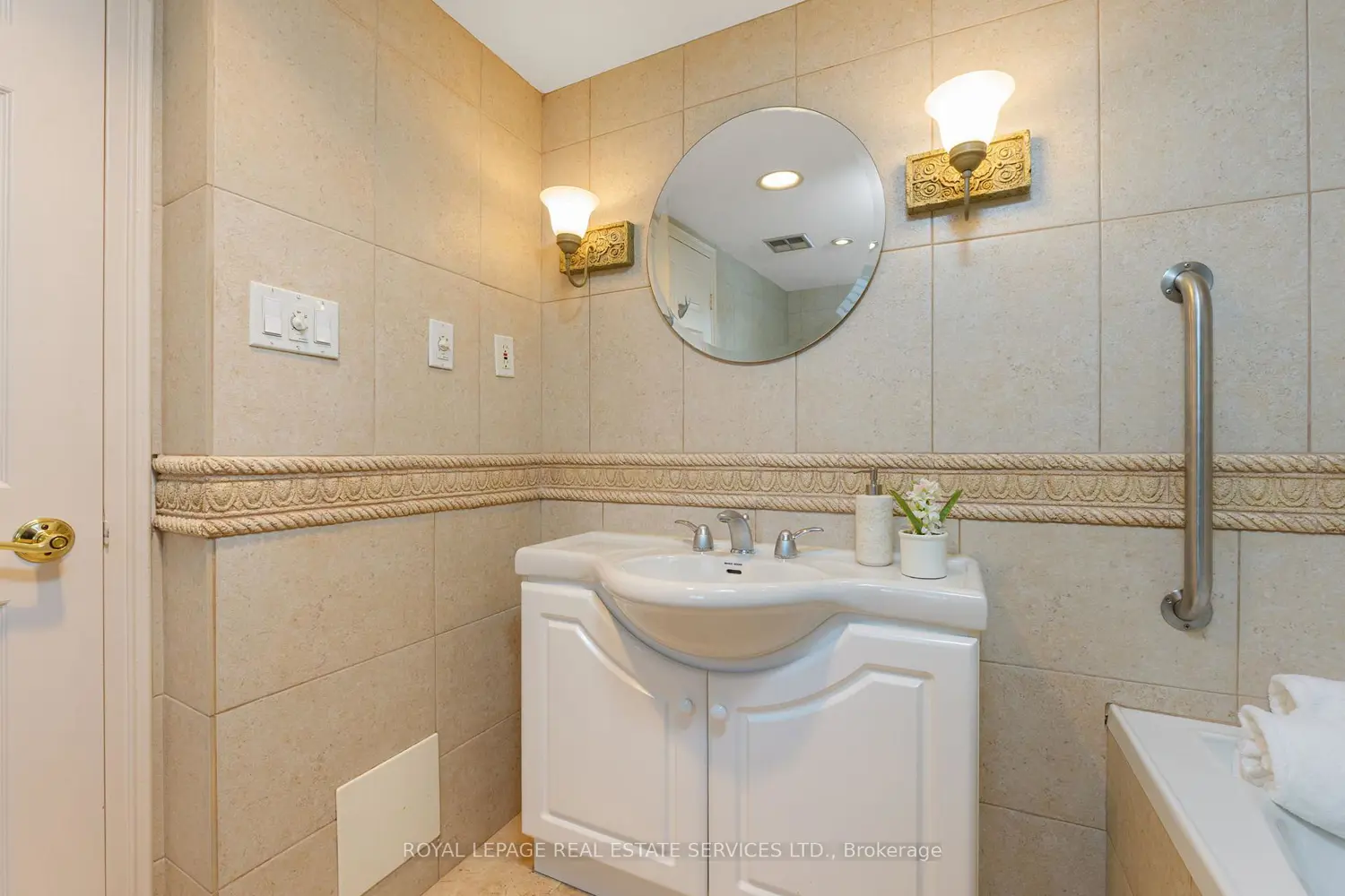 Additional image 13 of 1240 Marlborough Court 110