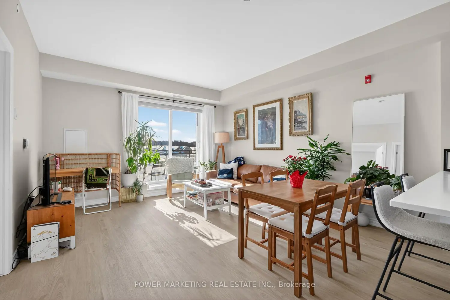 Additional image 5 of 1350 Hemlock Road 316