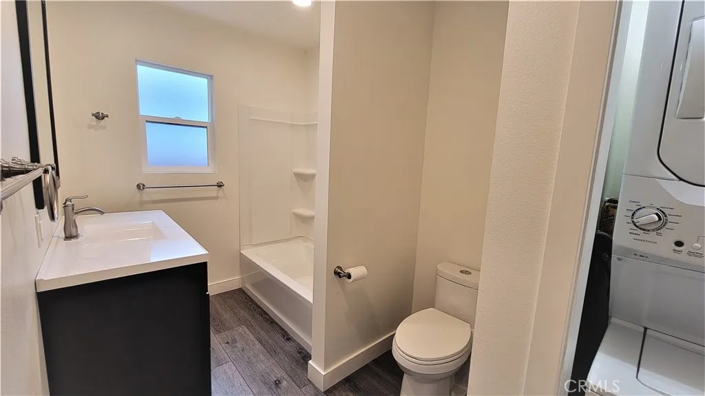 Additional image 4 of 6452 Balboa Boulevard, Lake Balboa, CA 91406