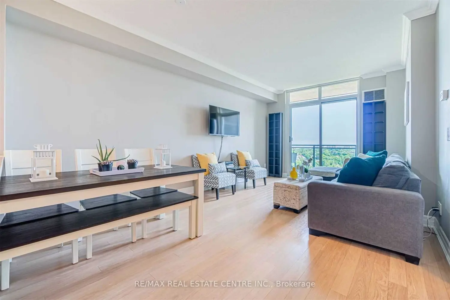 Additional image 11 of 100 John Street 1203