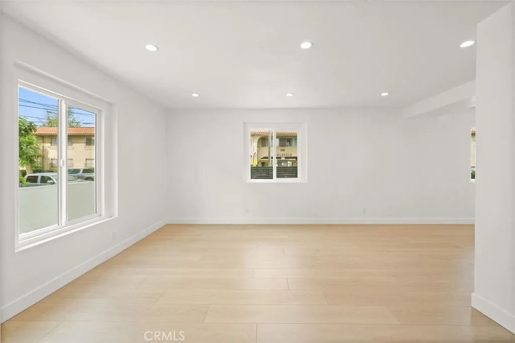 Additional image 8 of 7010 Lennox Avenue Unit A, Van Nuys, CA 91405