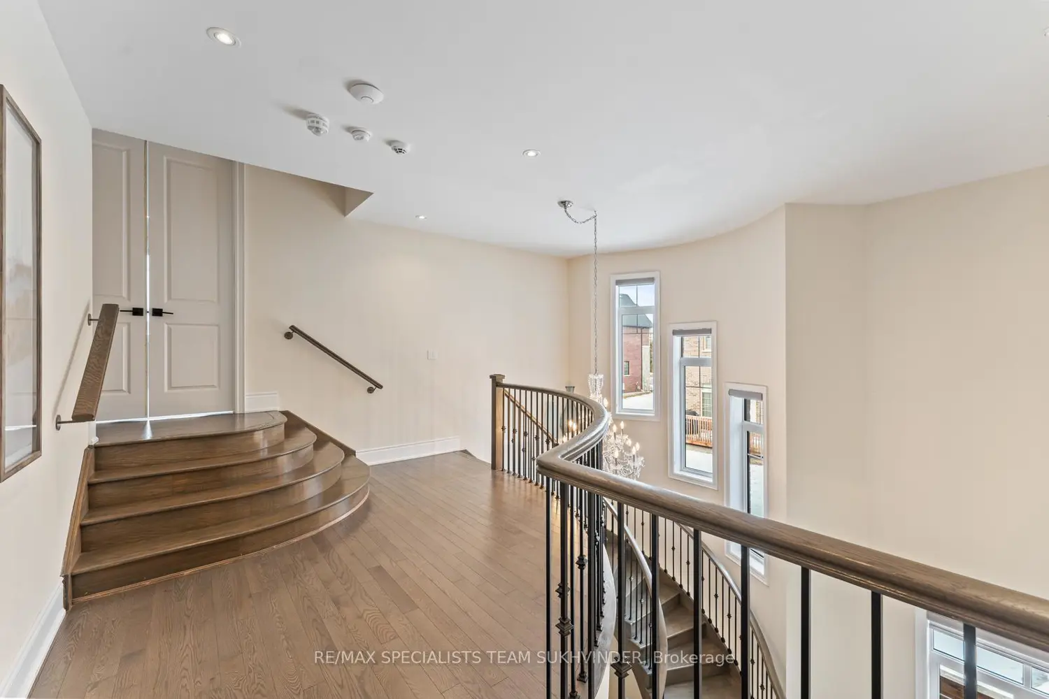 Additional image 9 of 51 Classic Drive