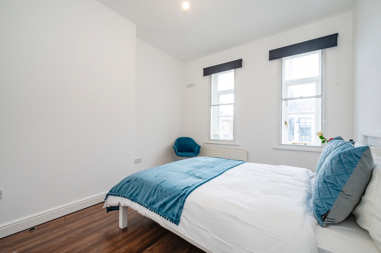 2 Bed Flat, Bernay's Grove, SW9, N1 7GU