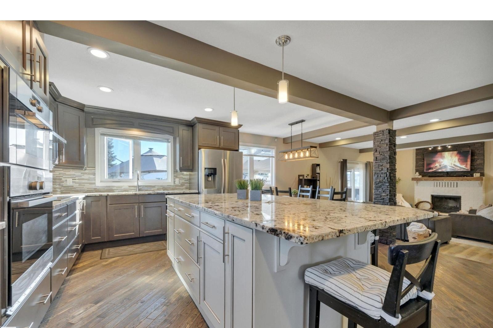 Additional image 7 of 8807 31 Avenue NW, Edmonton, AB, T6K3A7