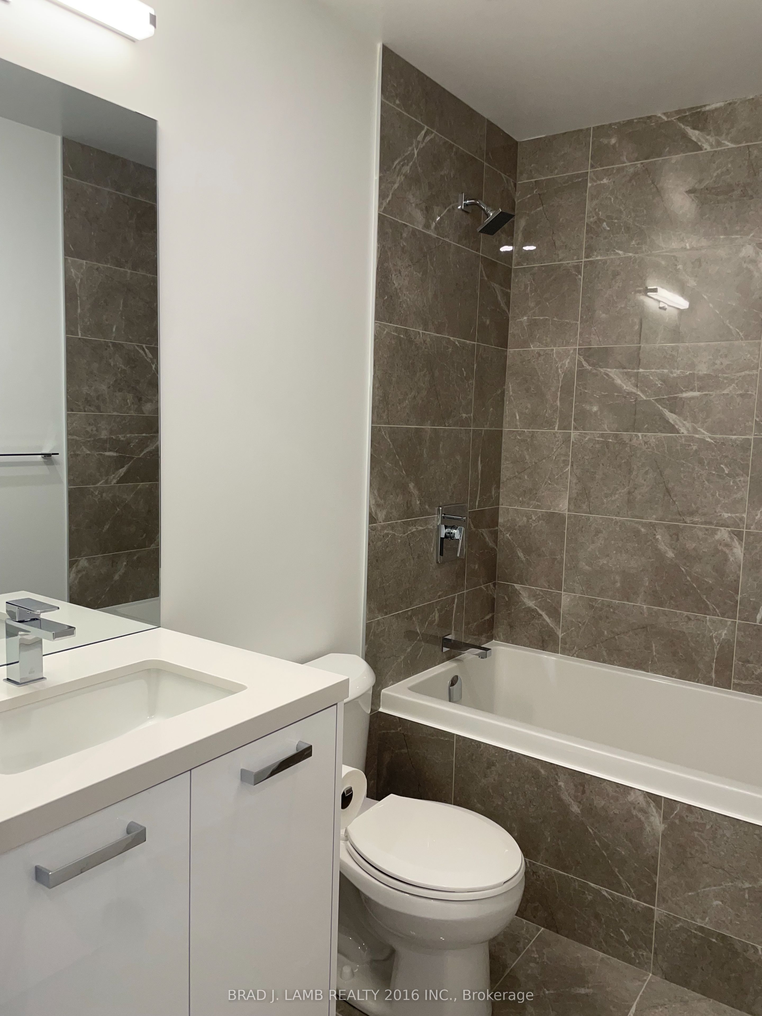 Additional image 6 of 2605-284 King Street, Toronto, ON, M5A 1K4