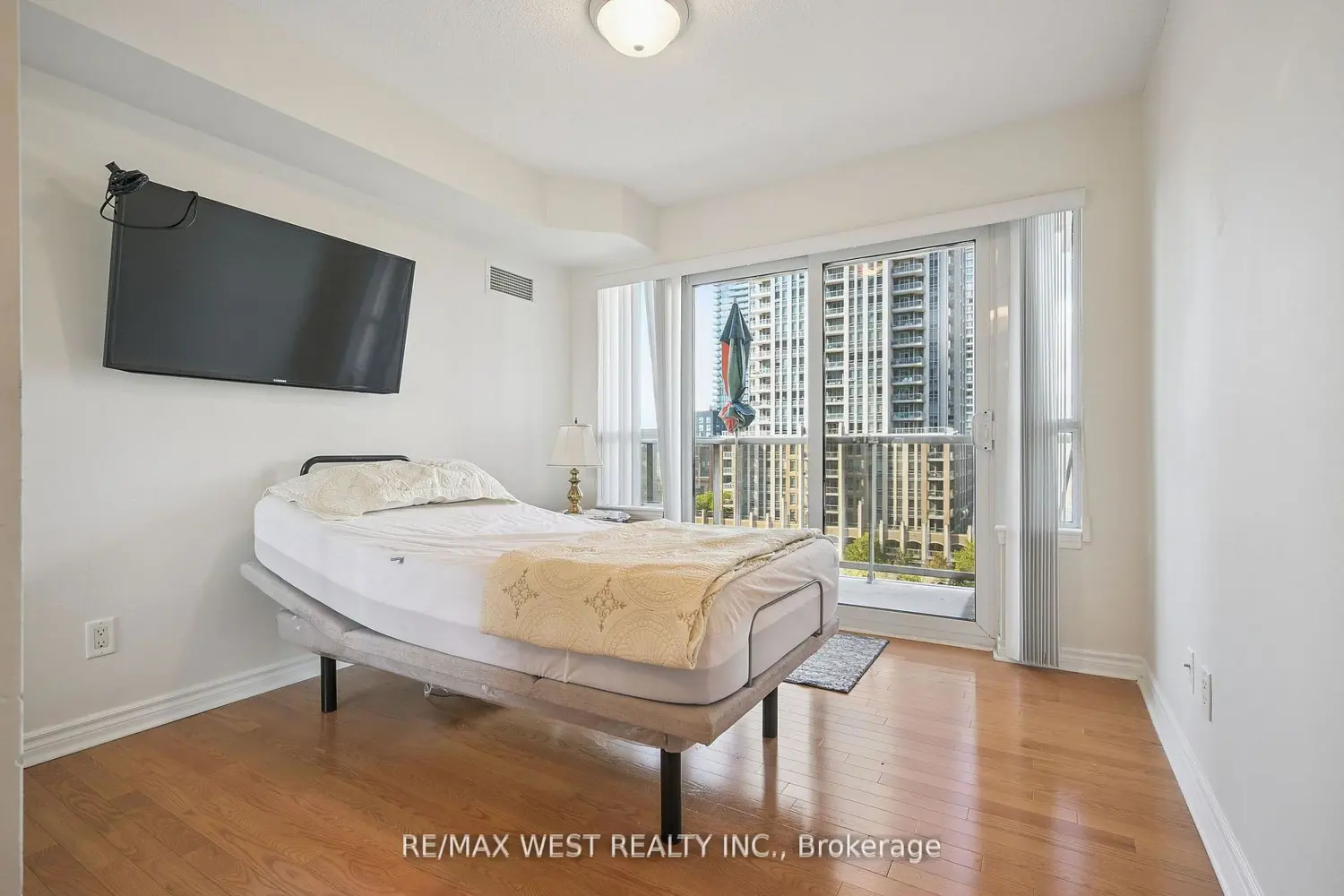 Additional image 6 of 350 Princess Royal Drive 805