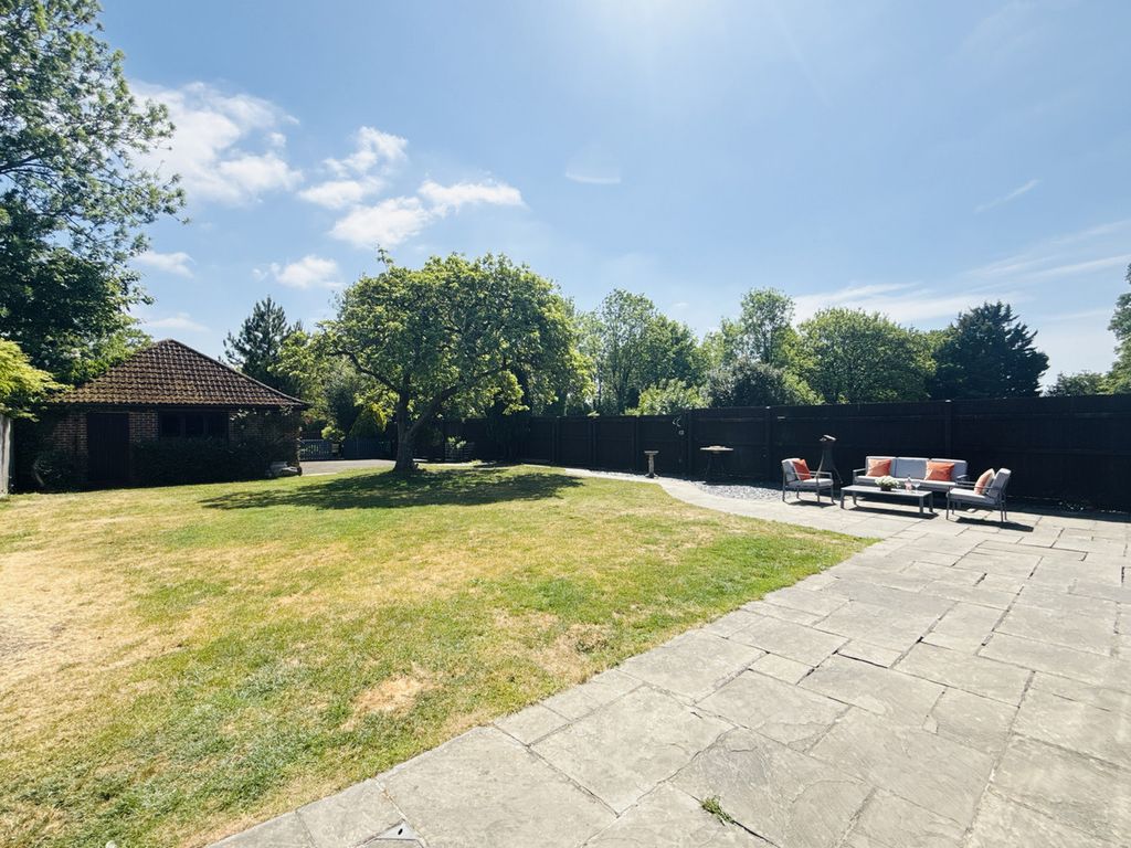 Additional image 19 of 5 bed property for saleGomeldon, Salisbury SP4