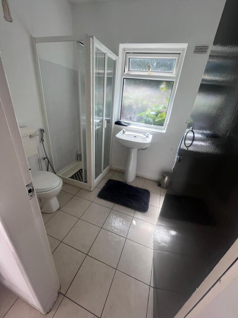 Additional image 5 of Room available- Sarehole Road, Hall Green
