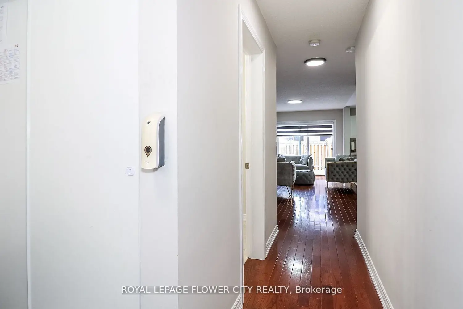 Additional image 7 of 54 Southwoods Crescent 72