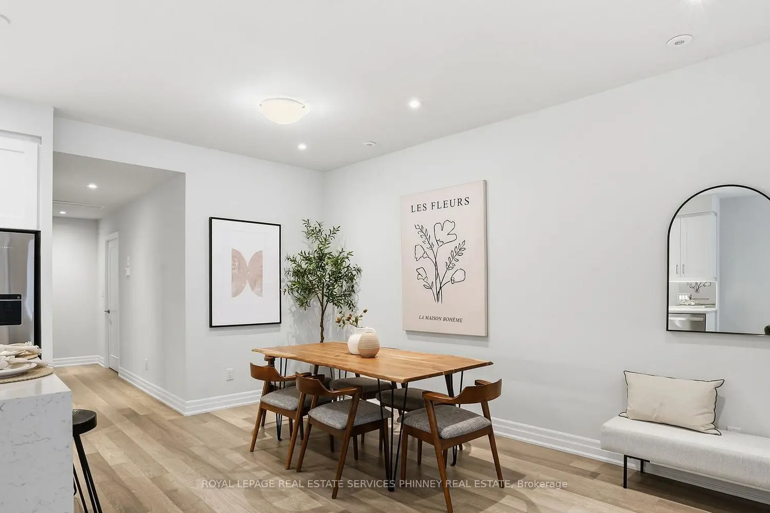 Additional image 5 of 652 Cricklewood Drive 201