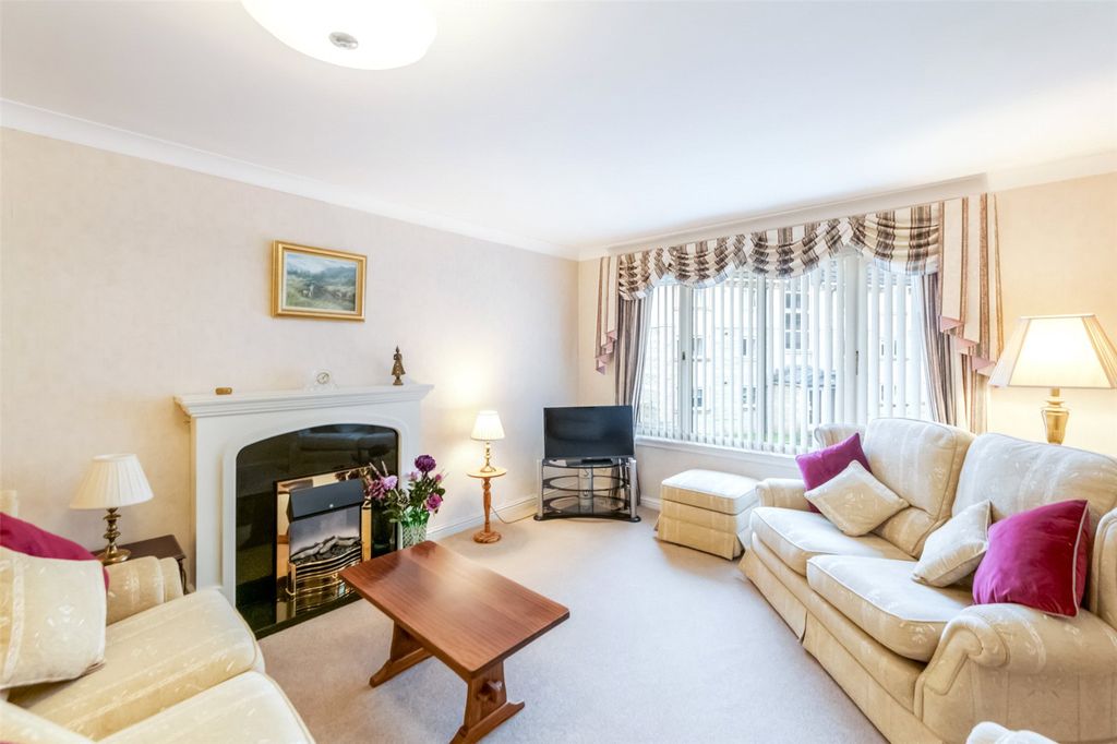 Additional image 5 of 2 bed flat for saleBeechwood Gardens, The Garden Wing, Stirling FK8