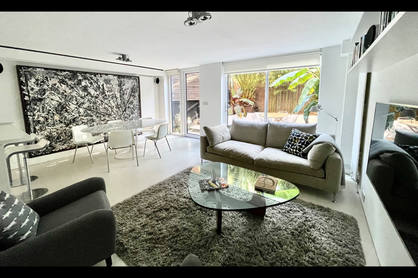 Additional image 5 of 2 Bed Flat, Casterbridge, W11, N1 7GU