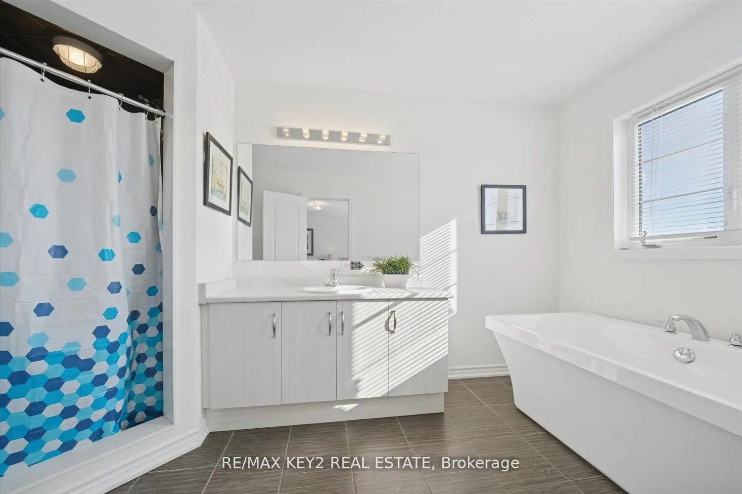 Additional image 14 of 1129 Cameo Street