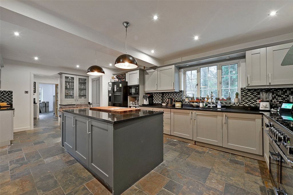 Additional image 4 of 5 bed detached house for saleLong Lane, Hermitage, Thatcham, Berkshire RG18
