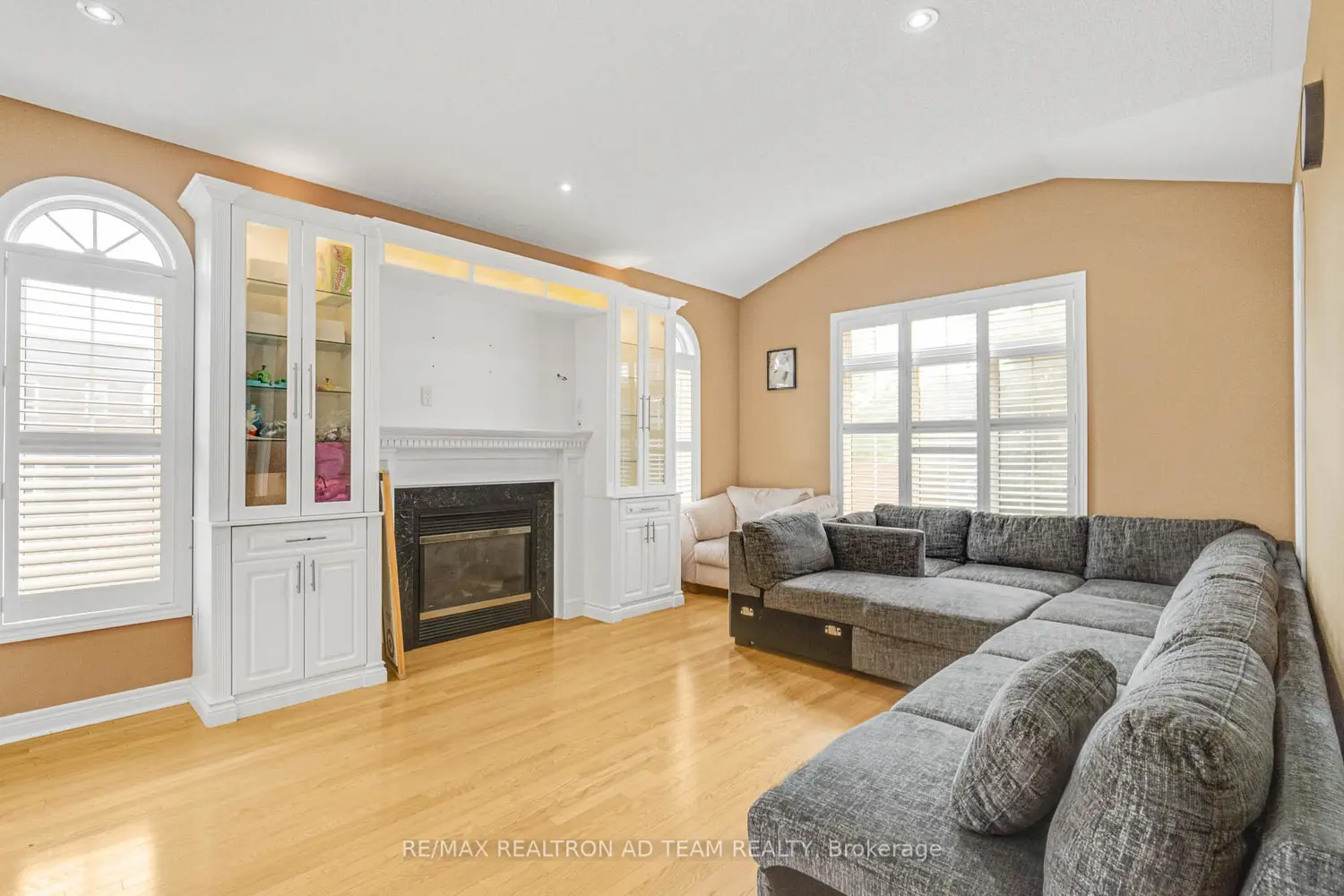 Additional image 4 of 498 Tremblant Court