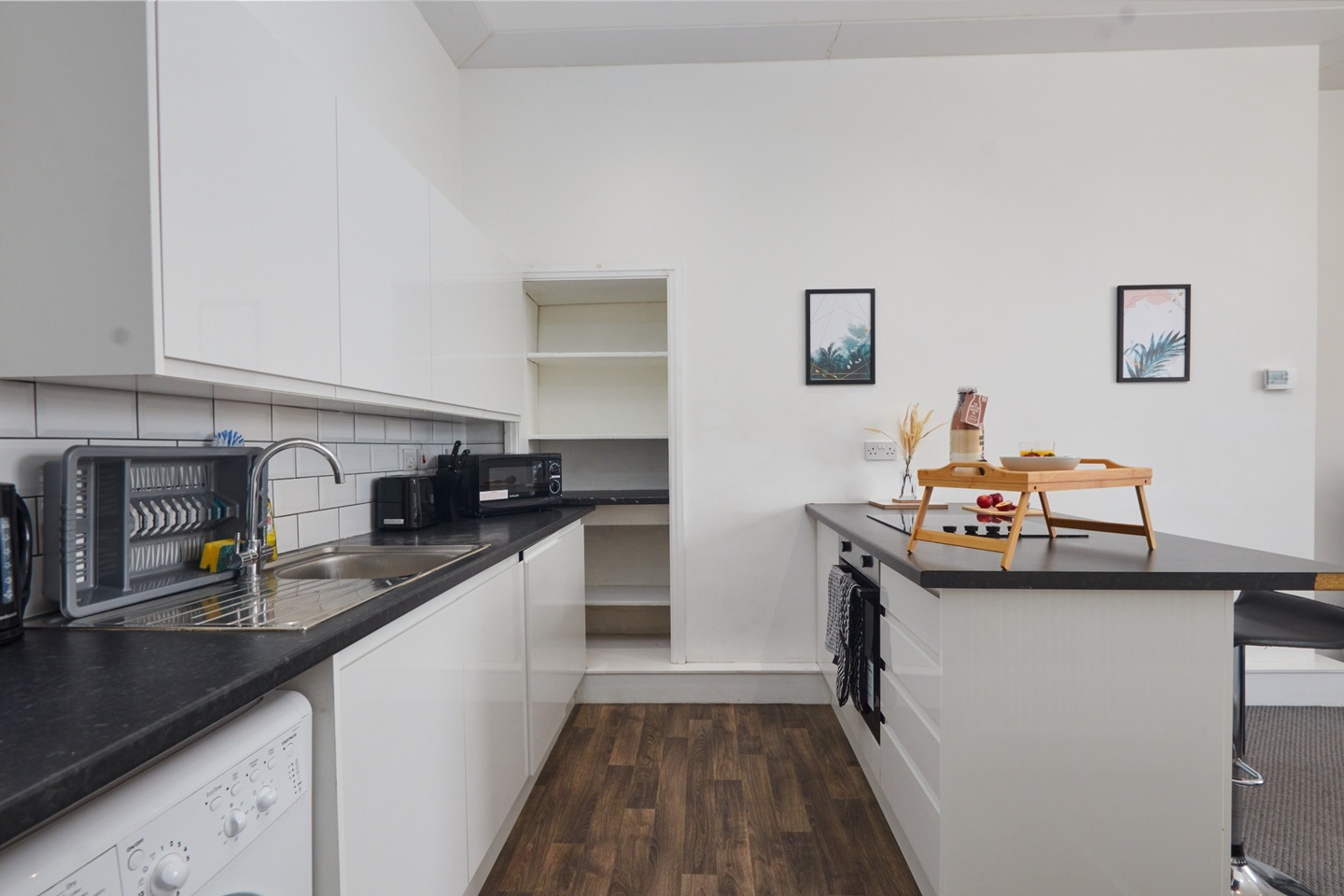 Additional image 2 of 2 Bed Flat, Blenheim Terrace, LS2, N1 7GU