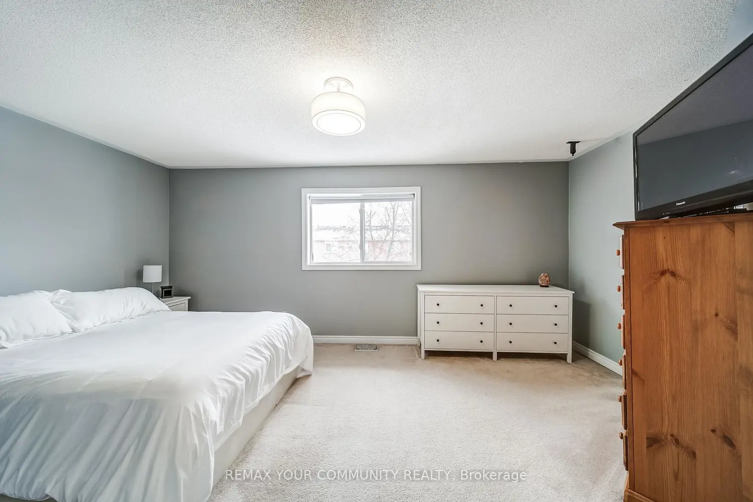 Additional image 10 of 93 Amberview Drive